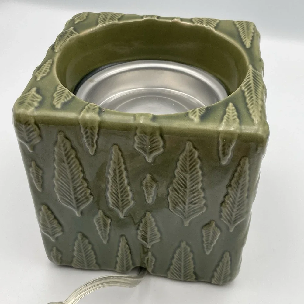 Yankee Candle Electric Wax Melt Warmer Green Embossed Leaf‎ 2000s Ceramic 5